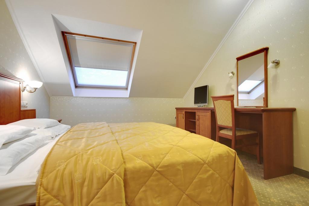 Elizabeth Hotel