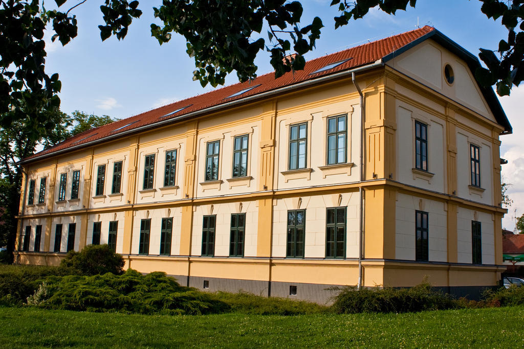 Hotel Elizabeth Gyula